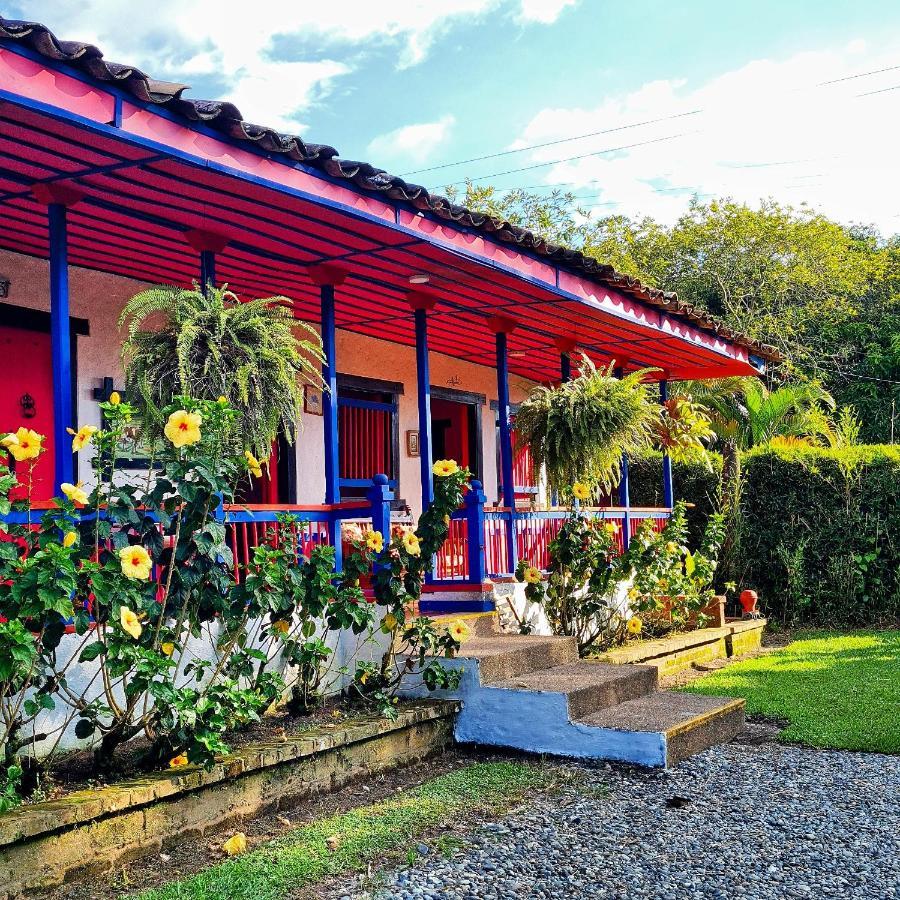 El Percal Hacienda Hotel Монтенегро Экстерьер фото